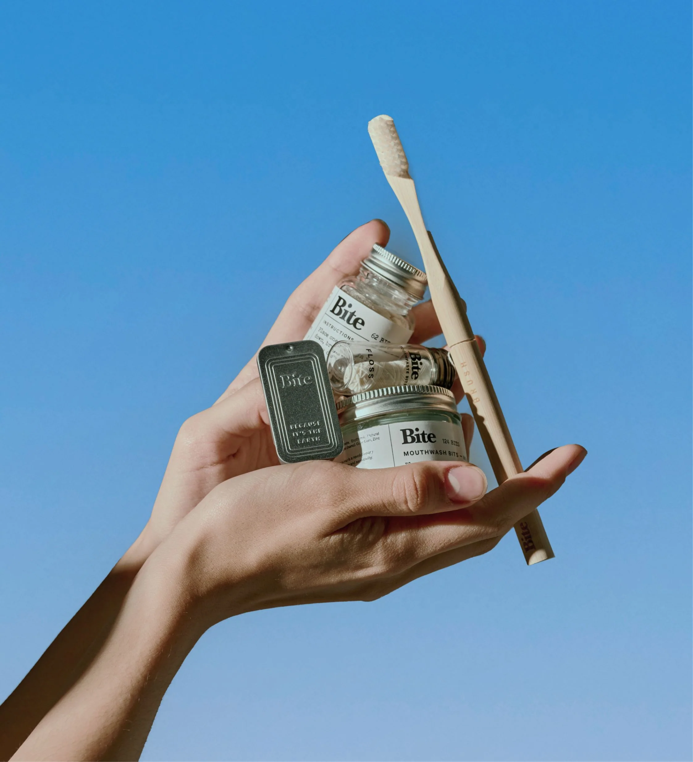 The Travel Kit - Image 4